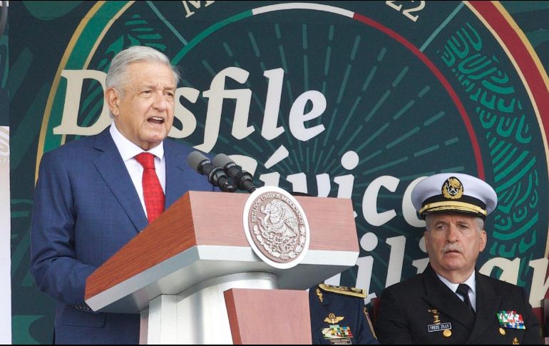 La versión de que López Obrador se encuentra mal de salud se difundió en redes sociales tras la ceremonia del Grito de Independencia. SUN / ARCHIVO