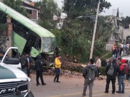 El accidente con decenas de lesionados ocurrió esta mañana en la carretera México-Cuernavaca. ESPECIAL