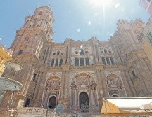 Catedral de Málaga. Su fachada renacentista, incompleta pero espectacular ha sido espectadora de los grandes acontecimientos que ha visto la ciudad y sus pobladores durante siglos. EL INFORMADOR/F. González
