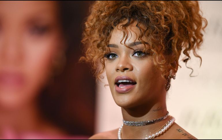 Los fanáticos esperan que tras esta presentación Rihanna regrese a la música. AP/ARCHIVO