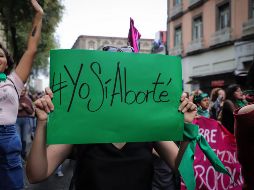 La propuesta busca derogar los artículos 144, 145 y 148 del Código Penal local que establecen las sanciones por abortar después de las 12 semanas de gestación. NTX/ARCHIVIO