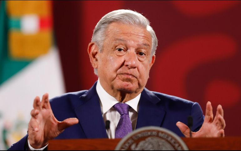 López Obrador destacó que tiene la fortaleza, las convicciones y el amor al pueblo para concluir su tarea y sentar bases de la transformación de México. EFE / I. Esquivel