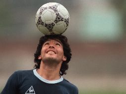 Esta subasta se produce apenas unos meses después de que la camiseta que Maradona vistió en aquel encuentro se vendiera por más de nueve millones de euros. AFP / ARCHIVO