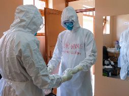 El ébola, que se manifiesta como una fiebre hemorrágica viral, ha infectado a 109 personas y ha cobrado la vida de 30 desde el 20 de septiembre. AP/ARCHIVO