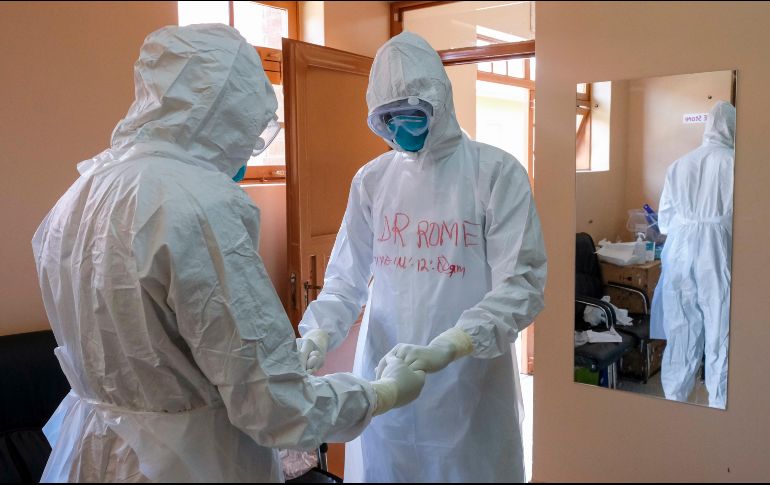 El ébola, que se manifiesta como una fiebre hemorrágica viral, ha infectado a 109 personas y ha cobrado la vida de 30 desde el 20 de septiembre. AP/ARCHIVO