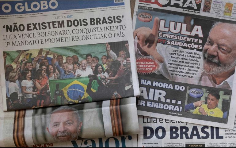 Lula, de 77 años, se impuso a Bolsonaro por un margen muy estrecho, con el 50.9% de los votos frente a 49.1% del ultraderechista, de 67 años. AFP / P. Porciuncula