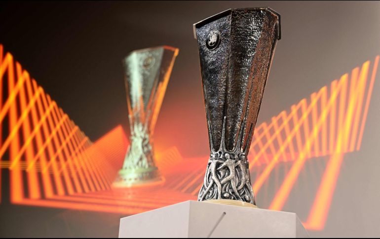 Hoy lunes se realizaron los sorteo que definieron los partidos de los dieciseisavos de final de la Europa League y Europa Conference League de la temporada 2022-2023. AFP / F. Coffrini