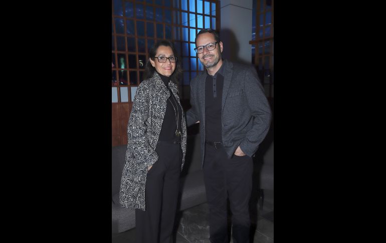 Verónica Vargas y César Gómez. GENTE BIEN JALISCO/Claudio Jimeno