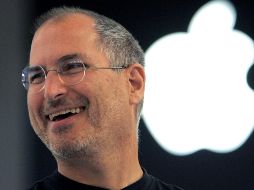 Las sandalias usadas por el empresario Steve Jobs alcanzan precios elevados en subasta. AP/C. Ena