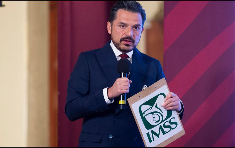 El director general del Instituto Mexicano del Seguro Social (IMSS), Zoé Robledo, durante su participación en una rueda de prensa del Presidente Andrés Manuel López Obrador. EFE/Presidencia de México