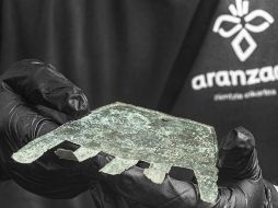 Son 40 signos distribuidos en cuatro líneas. SOCIEDAD DE CIENCIAS ARANZADI