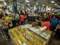 Esta mañana arrancó el Operativo del Buen Fin y Navideño en Tlajomulco, comenzando en la plaza comercial Galerías Santa Anita, ubicada en la avenida López Mateos. INFORMADOR/ARCHIVO