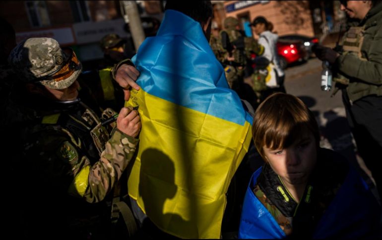 El jefe del Estado Mayor Conjunto de EU, Mark Milley, aseguró que es posible que Ucrania esté en una posición de fuerza para negociar una retirada de Rusia. AP/ B. Armangue