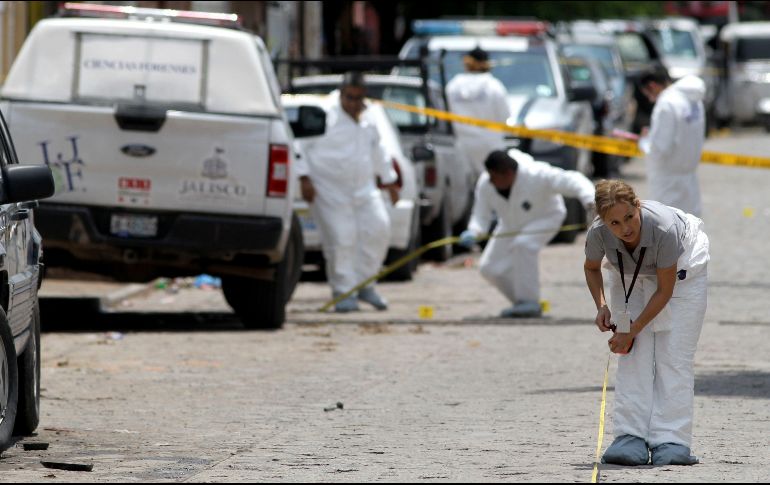 De enero a octubre han sido asesinadas mil 771 personas en Jalisco, con lo cual se sitúa entre los seis estados que concentran casi la mitad de homicidios dolosos de todo el país. AFP / ARCHIVO