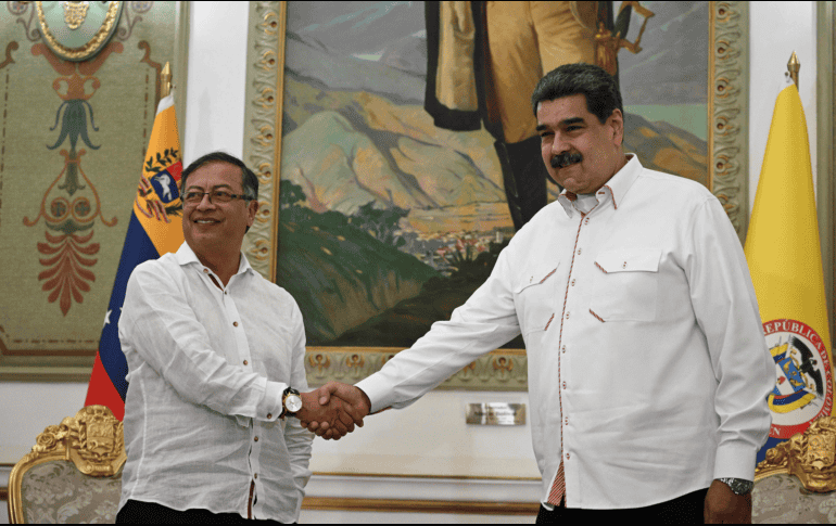 Nicolás Maduro reanudará diálogos con la oposición, según Gustavo Petro en Twitter. AFP/F. Parra