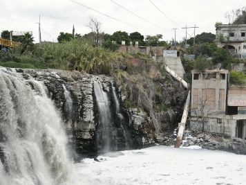 Presumen obras en el río Santiago; ignoran polución industrial