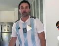 El Papá de la joven prefiere ver partido de la selección argentina que estar presente en el logro académico de su hija. TIKTOK/@felichennales