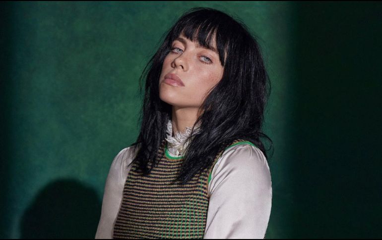 Billie Eilish mostró su lado más sensible al contar lo doloroso y difícil que ha sido para ella crecer, siendo famoso y teniendo la atención de miles de personas en cada cosa que hace. INSTAGRAM/@billieeilish