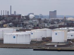 En la semana que terminó el 2 de diciembre, las reservas comerciales de crudo en general cayeron en 5.2 millones de barriles. EFE/ARCHIVO