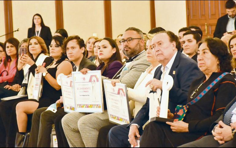 Enrique Michel encabezó la entrega de los reconocimientos “Francisco Tenamaxtli 2022”, otorgados por la CEDH por la labor en beneficio de los derechos humanos en el Estado. ESPECIAL