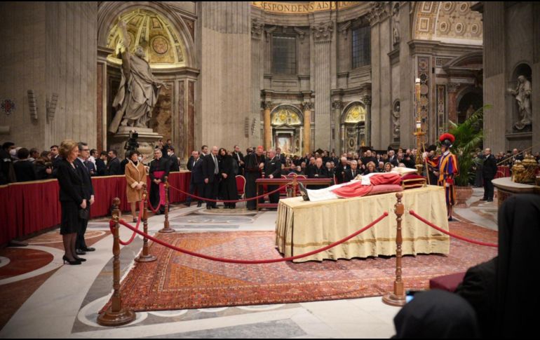 Grandes personalidades han acudido al funeral de Benedicto XVI. EFE