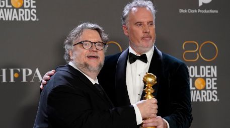 El pasado mes de enero, el mexicano Guillermo del Toro logró hacerse de una de las los principales premios. AP / ARCHIVO