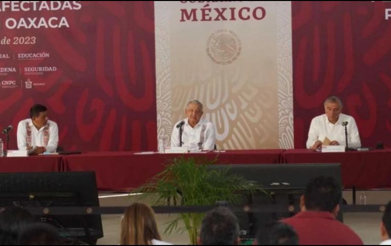 El gobernador de Oaxaca recibió al Presidente López Obrador. SUN