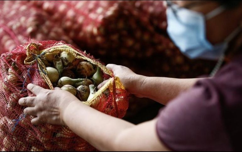 El kilo de cebollas alcanzó los US$11 en Filipinas. ROLEX DELA PENA/EPA-EFE/REX/Shutterstock