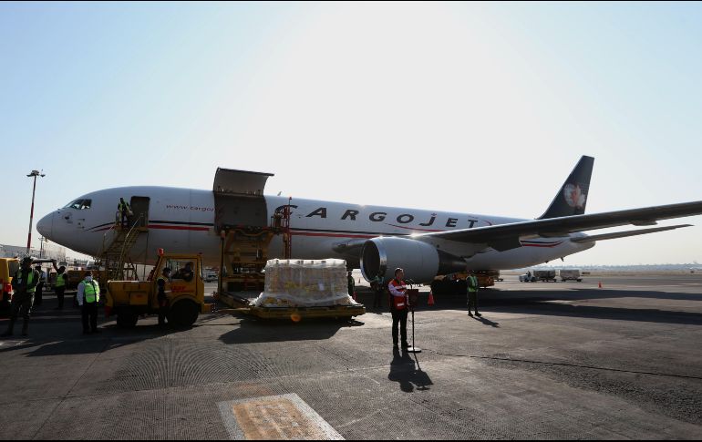 Denuncian que cumplir el decreto en un plazo de 90 días pondría en riesgo la seguridad de las operaciones de carga aérea en el país. EFE/ARCHIVO