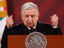 López Obrador evadió responder sobre las críticas hacia Gertz Manero por haberse atendido en un hospital de Estados Unidos. EFE/I. Esquivel