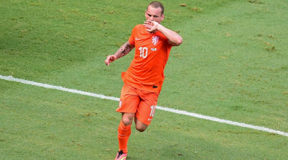 El resultado impidió que el equipo se acercara al liderato, y ocasionó la molestia en Sneijder. AFP / ARCHIVO