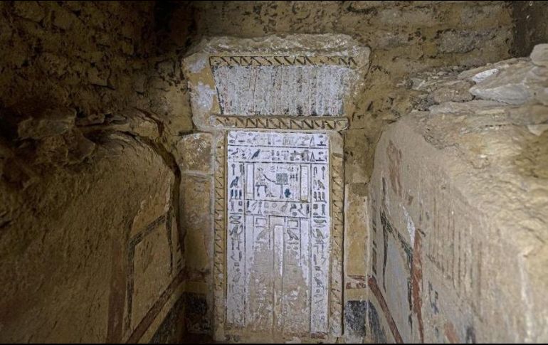 Cuatro tumbas fueron descubiertas en el sitio arqueológico de Saqqara, al sur de El Cairo. GETTY IMAGES
