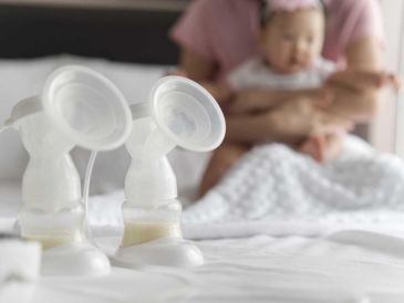 La Organización Mundial de la Salud (OMS) sugiere preservar la lactancia materna al menos los dos primeros años de vida de los niños. ESPECIAL / UAG