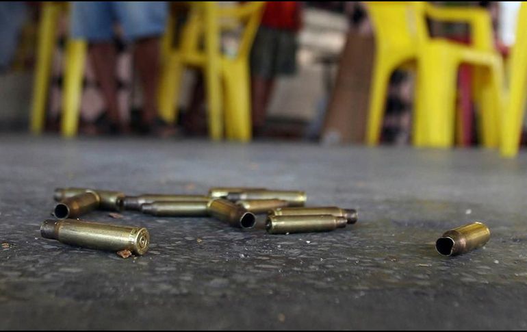 Tras el enfrentamiento, autoridades lograron el aseguramento de varias armas de fuego. EFE/ARCHIVO