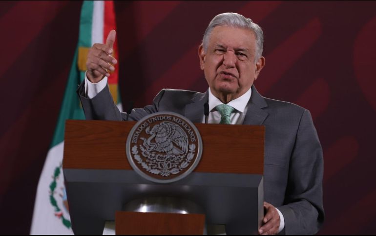 López Obrador sostiene que el motor del cambio de la democracia mexicana es el pueblo y no organismos electorales. SUN / ARCHIVO