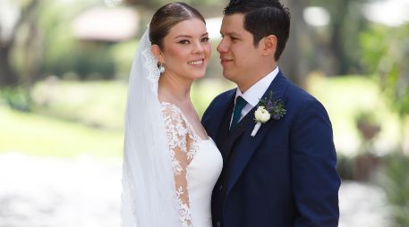 Tatiana Acosta Cham y Omar Ortiz Soto. GENTE BIEN JALISCO/Claudio Jimeno