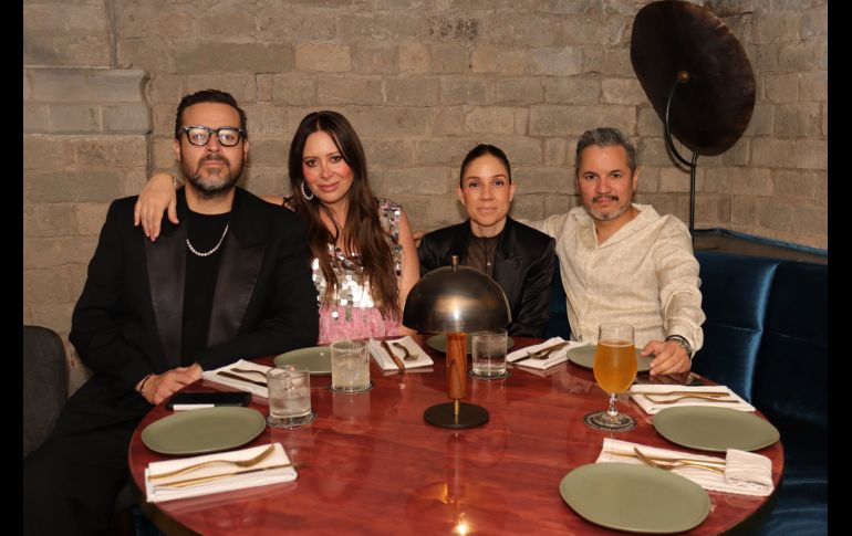 Óscar Barrera, Christianne Sandoval, Mariana Gutiérrez y Toño Villagroy. GENTE BIEN JALISCO/Christian Pérez