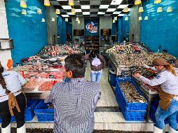 El Mercado del Mar en Zapopan es uno de los lugares favoritos para comprar pescados y mariscos a buen precio. EL INFORMADOR/ ARTURO NAVARRO