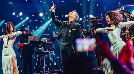 Alejandro Fernández hizo un recorrido de sus mejores canciones. CORTESÍA/ Universal Music