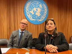 Los juristas Jan Simon y Angela Buitrago, miembros del Grupo de Expertos Independientes de la ONU sobre Derechos Humanos en Nicaragua, durante su comparecencia en Ginebra. EFE/J. González