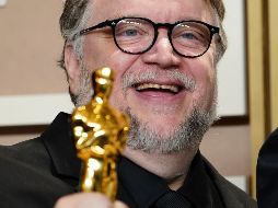 Guillermo del Toro responde el cuestionamiento a si es o no americanista. AP/ARCHIVO