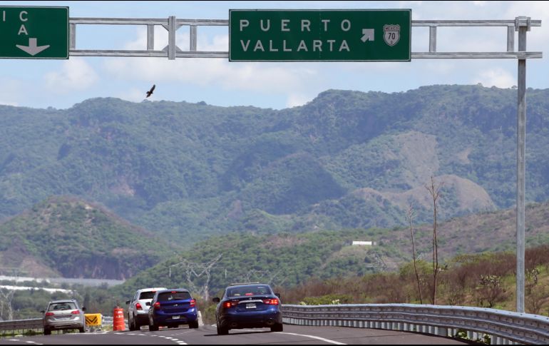 La vía corta de Guadalajara a Puerto Vallarta es una realidad y los avances se han ido entregando por tramos y plazos, aún faltan algunos. EL INFORMADOR / ARCHIVO