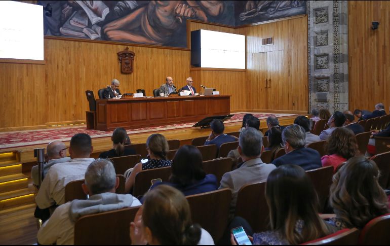 El Consejo General Universitario aprobó una modificación al Reglamento General de Titulación de la  UdeG. ESPECIAL
