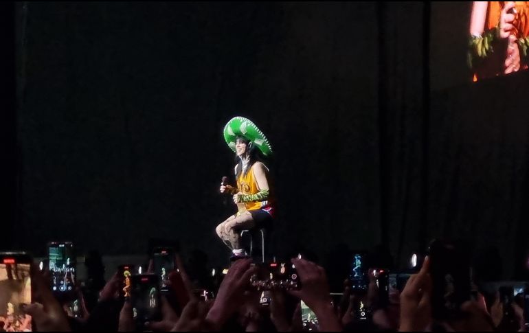 Billie le cantó a 13 mil 500 personas que estaban ansiosas por verla en vivo luego de que la gira también se había pospuesto por la pandemia. EL INFORMADOR / K. Esparza