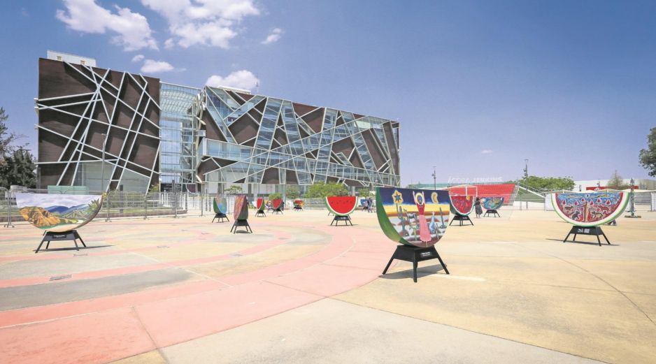 La exposición podrá apreciarse hasta el 17 de octubre en la Plaza Bicentenario del Centro Cultural Universitario, a espaldas de la Biblioteca Pública del Estado de Jalisco “Juan José Arreola”. ESPECIAL