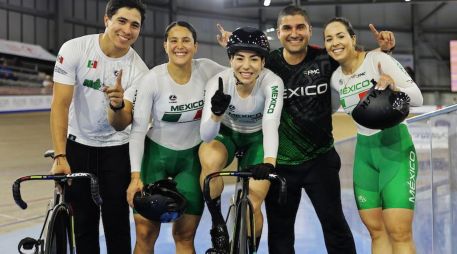 El trío de mexicanas es el primero en ganar en una prueba por equipos, nadie antes lo había conseguido para México. ESPECIAL / Comité Olímpico Mexicano
