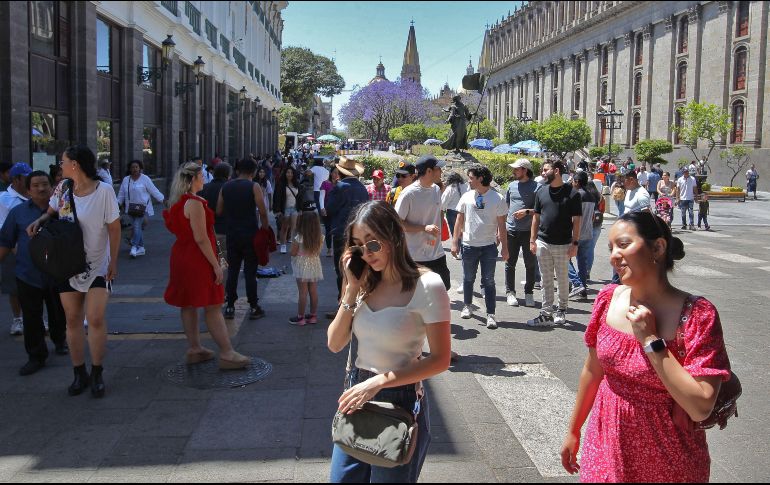 Más de 1.8 millones de personas acudieron al centro de Guadalajara en Semana Santa. EL INFORMADOR/ ALONSO CAMACHO