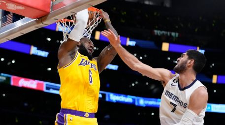 Los Lakers fueron un vendaval ante los Grizzlies, que  ni las manos metieron para que pudieran obligar a un séptimo juego en su arena. AP/J. Hong