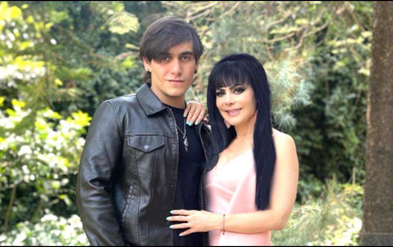 Maribel Guardia junto a su hijo, Julián Figueroa. INSTAGRAM/@maribelguardia