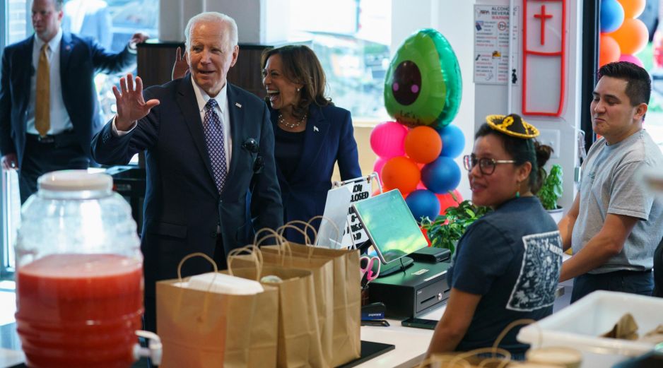 El presidente Biden, y la vicepresidenta, Kamala Harris, celebraron la festividad, muy popular entre los mexicanos que viven en Estados Unidos. AP / E. Vucci